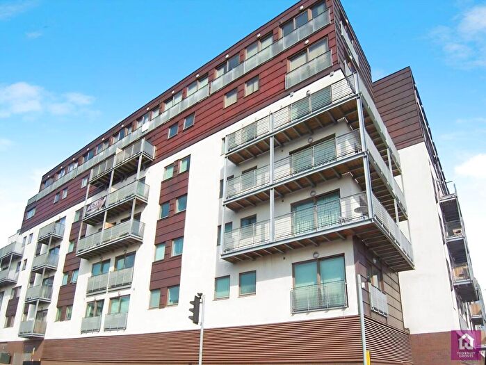 1 Bedroom Flat For Sale In Advent House, Isaac Way, New Islington, Manchester City Centre, M4