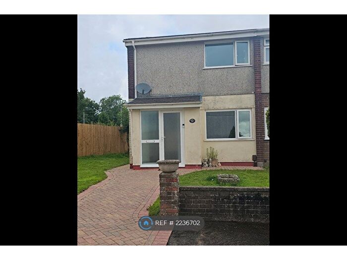 3 Bedroom End Of Terrace House To Rent In Hurrabrook Gardens, Plymouth, PL6