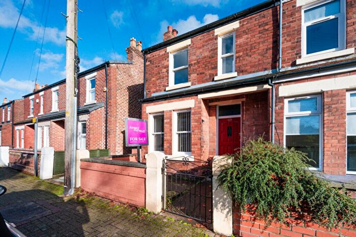 3 Bedroom Semi-Detached House For Sale In Chapel Street, Ormskirk, L39