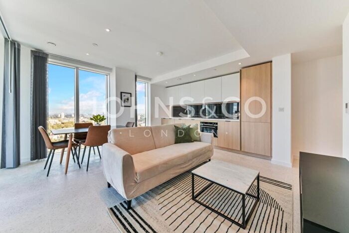 2 Bedroom Apartment To Rent In Bouchon Point, Silk District, London, E1