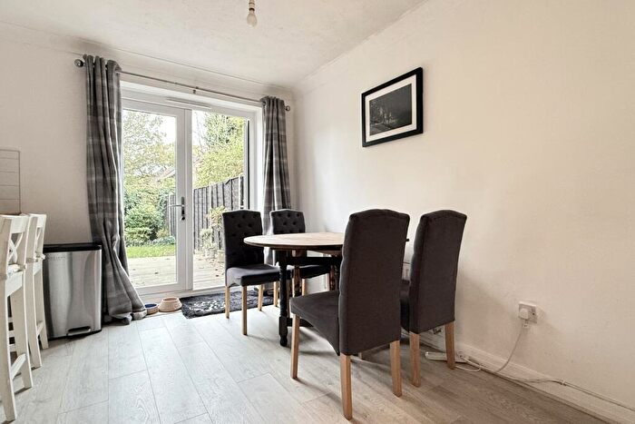 3 Bedroom End Of Terrace House For Sale In Bluehaven Walk, Hook, Hampshire, RG27