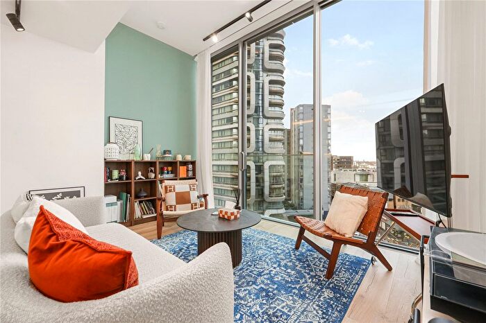 2 Bedroom Flat To Rent In Bollinder Place, London, EC1V