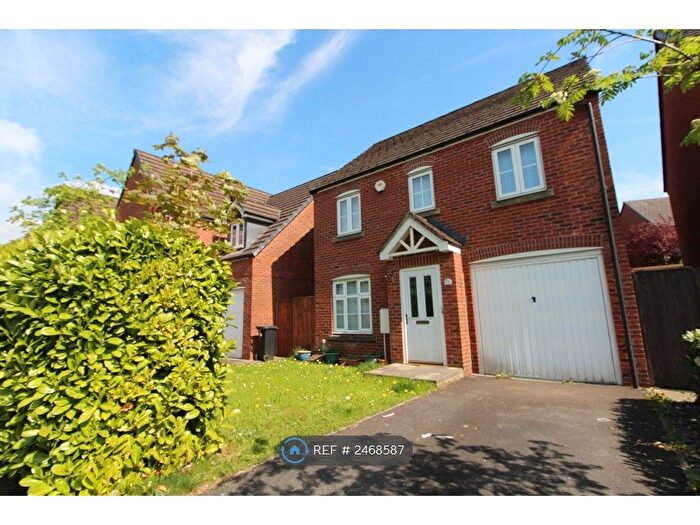 3 Bedroom Detached House To Rent In Lord Street, Little Lever, Bolton, BL3