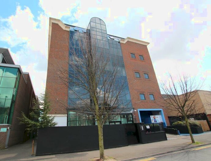 2 Bedroom Apartment To Rent In Shelton House, Park Road, Peterborough, PE1