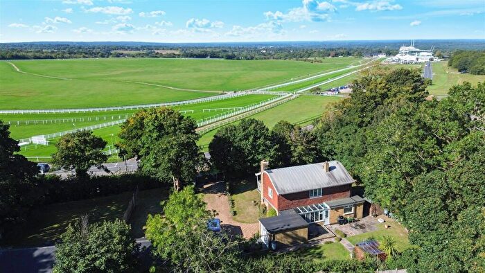 3 Bedroom Detached House For Sale In Tattenham Corner Road, Epsom Downs, KT18