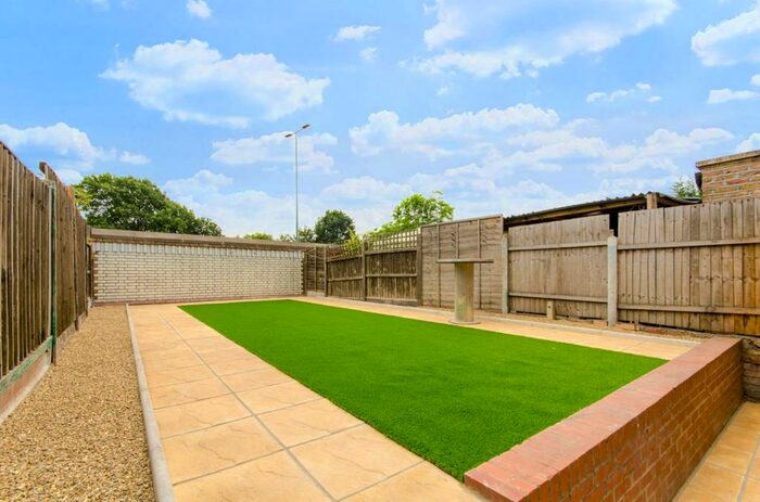 4 Bedroom Terraced House To Rent In Grove Green Road, Leytonstone, London, E11