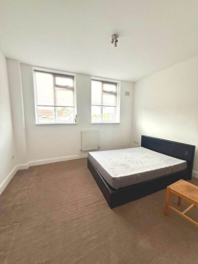 1 Bedroom Flat To Rent In Nicholls Avenue, Uxbridge, UB8