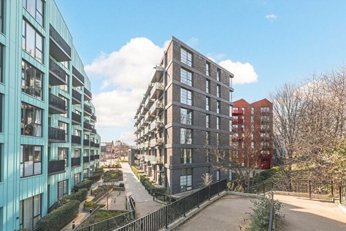 1 Bedroom Flat For Sale In Hart Yard, Bow, E3