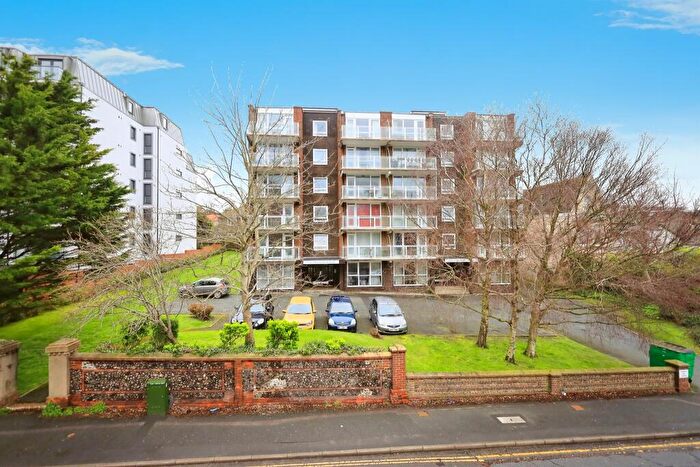 3 Bedroom Flat For Sale In Upperton Road, Eastbourne, BN21