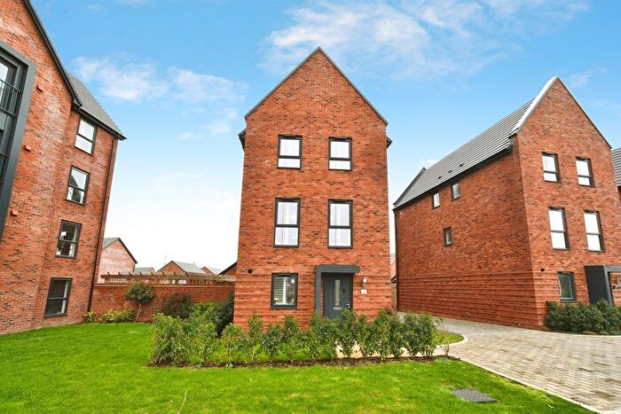 4 Bedroom Detached House For Sale In Scott Way, Swindon, SN1