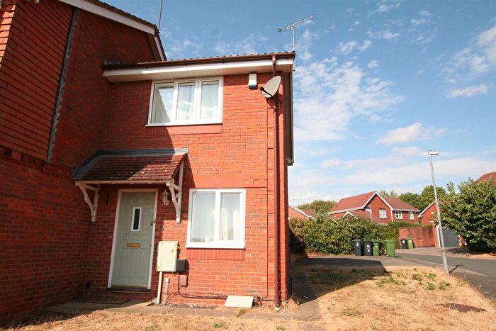 2 Bedroom Property To Rent In Peabody Avenue, Worcester, WR4