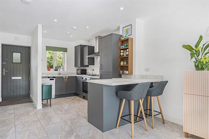 2 Bedroom Semi-Detached House For Sale In Coppice Way, Launton, OX26
