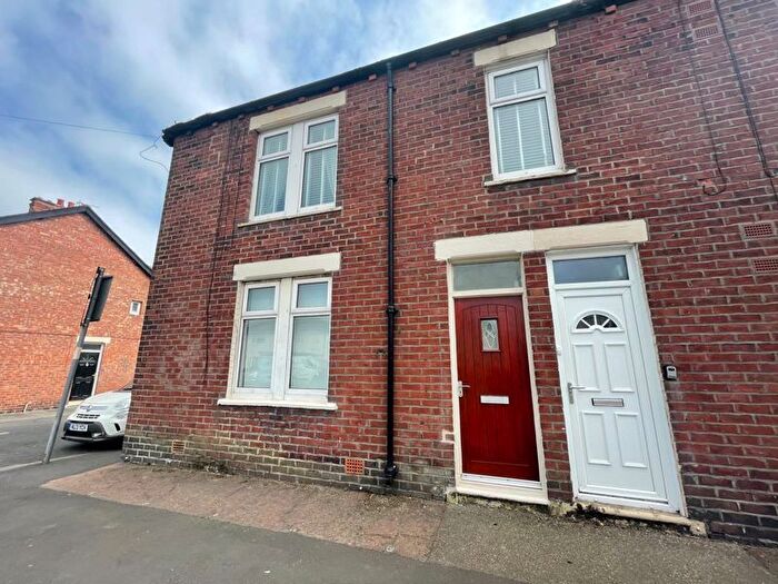 1 Bedroom Flat To Rent In Hodgsons Road, Blyth, NE24