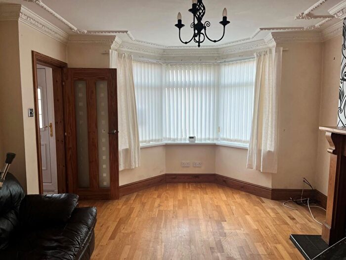 3 Bedroom Terraced House For Sale In Willerby Road, Hull, HU5