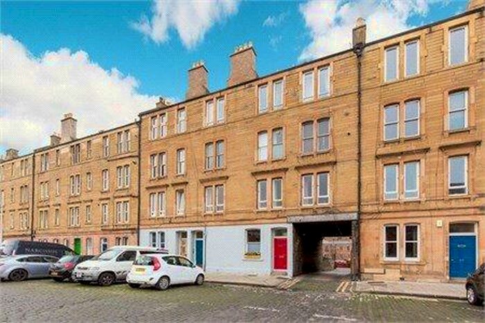 2 Bedroom Flat To Rent In Iona Street, Edinburgh, Midlothian, EH6