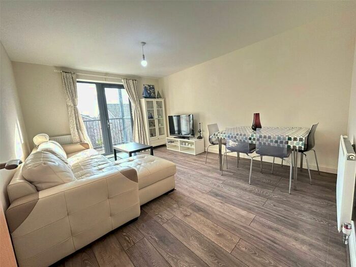 2 Bedroom Flat To Rent In Warburg Court, NW9