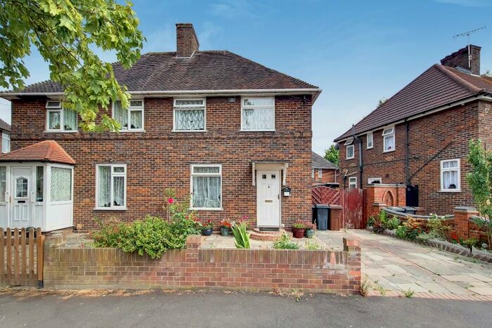 3 Bedroom Semi-Detached House To Rent In Waterbeach Road, Dagenham, RM9