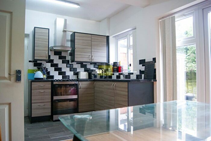 2 Bedroom Terraced House To Rent In Cherington Road, Selly Oak, B29