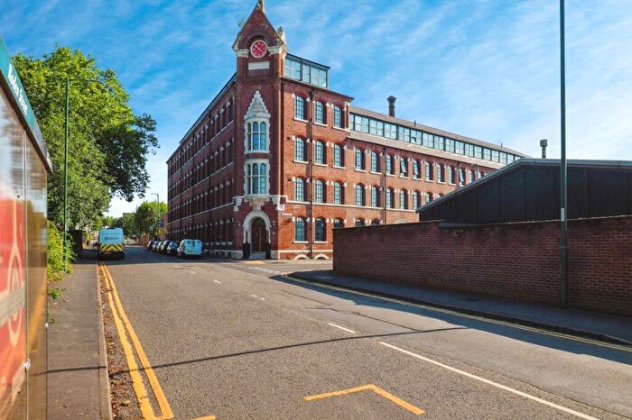 1 Bedroom Flat For Sale In Roden Street, Nottingham, Nottinghamshire, NG3