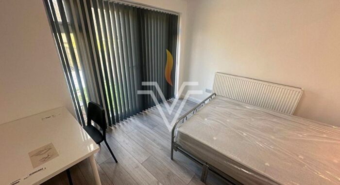 4 Bedroom Terraced House To Rent In Sir Henry Parkes Road, Coventry, CV5
