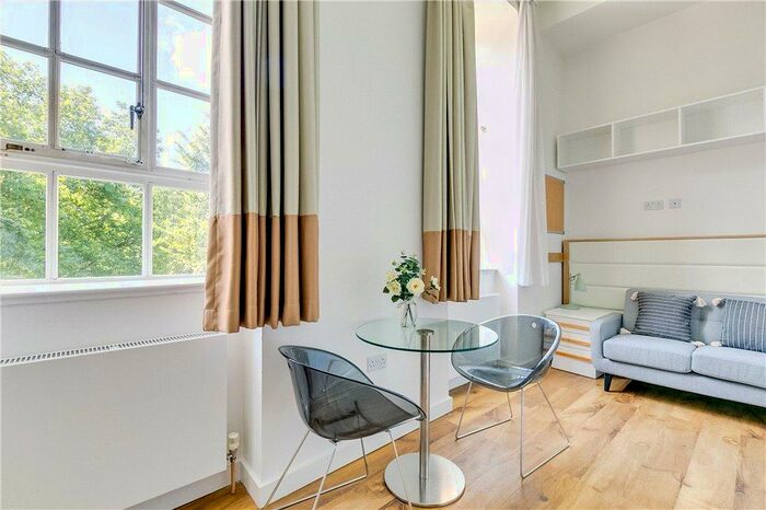 Apartment To Rent In Princess Beatrice House, Chelsea, London, SW10
