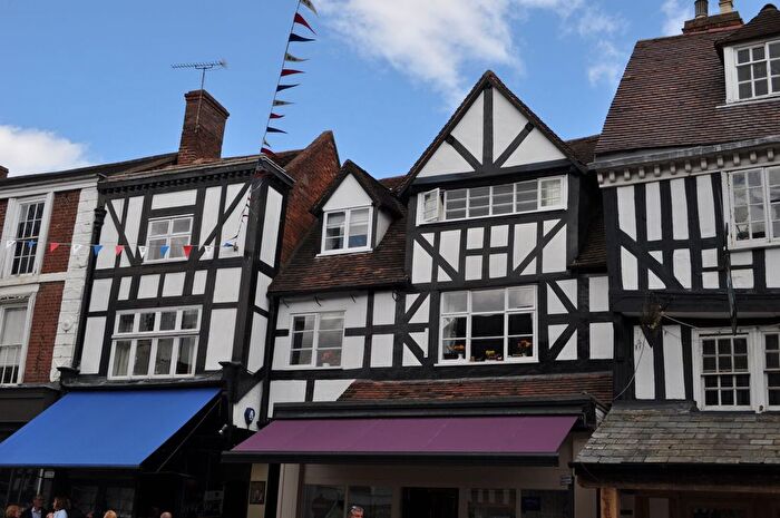 1 Bedroom Flat To Rent In High Street, Bridgnorth, Shropshire, WV16