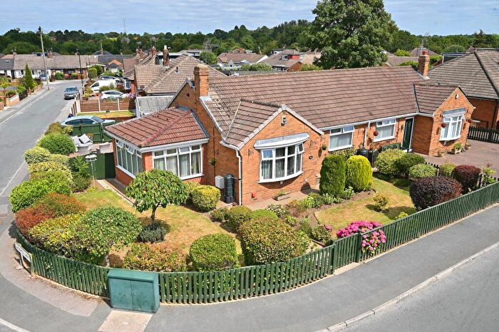 2 Bedroom Semi-Detached Bungalow For Sale In Sandhill Drive, Harrogate, HG1