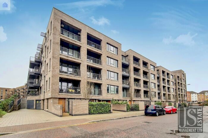 1 Bedroom Flat To Rent In Aurora Point, Winchester Square, London, SE8