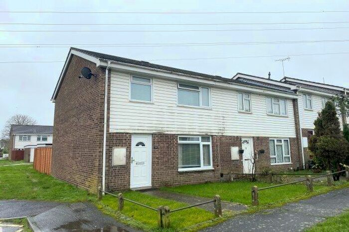 2 Bedroom Property To Rent In Ganger Road, Romsey, SO51