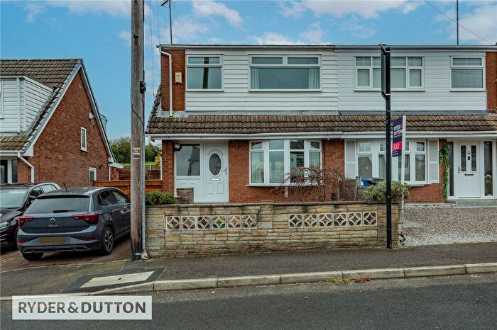 3 Bedroom Semi Detached House For Sale In Grasmere Road, Royton, Oldham, Greater Manchester, OL2