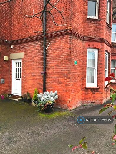 Studio To Rent In Silverthorne, Camberley, GU15