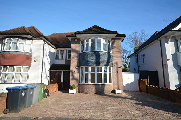 4 Bedroom Semi-Detached House To Rent In Carlton Avenue East, Wembley, HA9