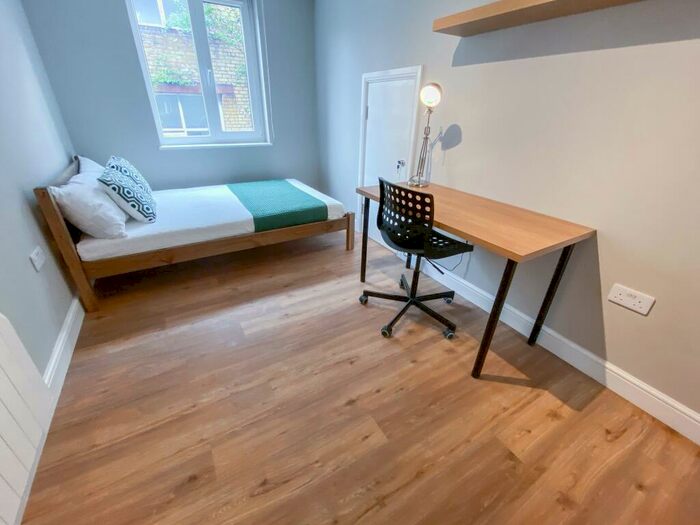 3 Bedroom House To Rent In Hardman Street, L1