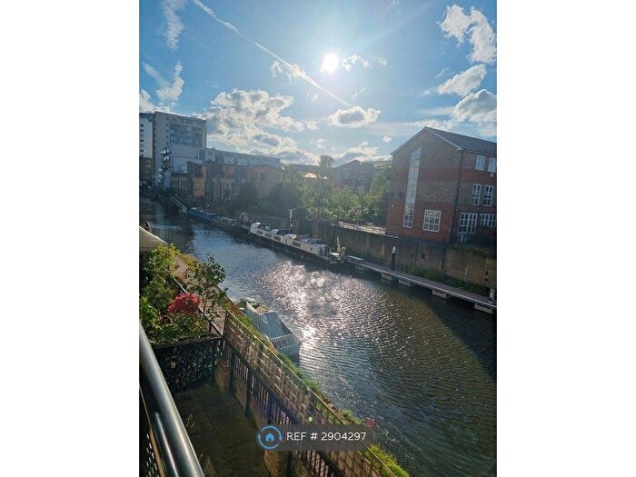 2 Bedroom Flat To Rent In Poplar, London, E14