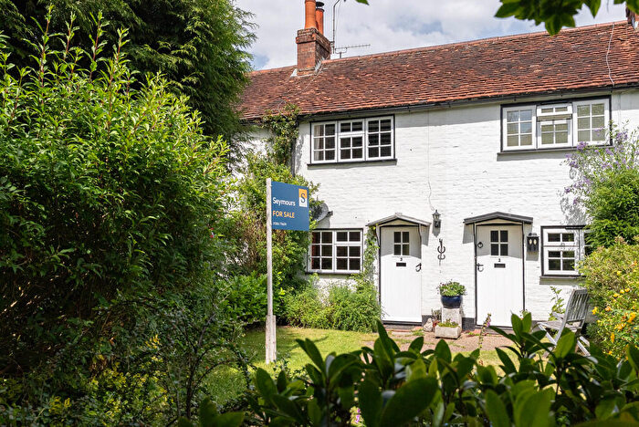 2 Bedroom Cottage For Sale In Brockham Green, Brockham, RH3