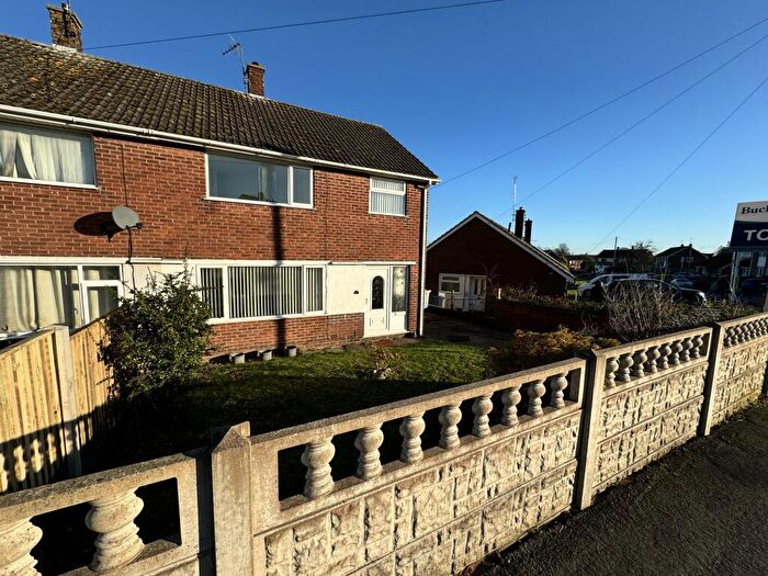 3 Bedroom Semi-Detached House To Rent In Preston Road, Rainworth, Mansfield, NG21