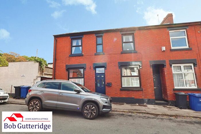 4 Bedroom Terraced House For Sale In South Terrace, Wolstanton, Newcastle, ST5