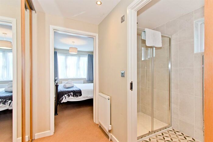2 Bedroom Detached Bungalow For Sale In Warren Wood, BN24