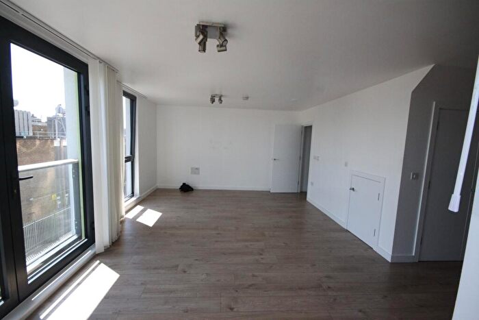 2 Bedroom Flat To Rent In Verney Road, SE16