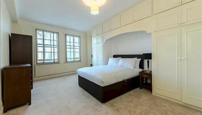 5 Bedroom Flat To Rent In Strathmore Court, Park Road, St John's Wood, NW8