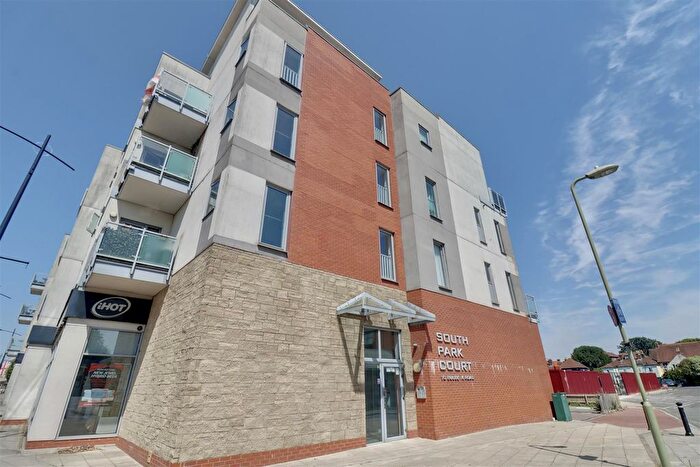 2 Bedroom Flat For Sale In Bulbeck Road, Havant, PO9