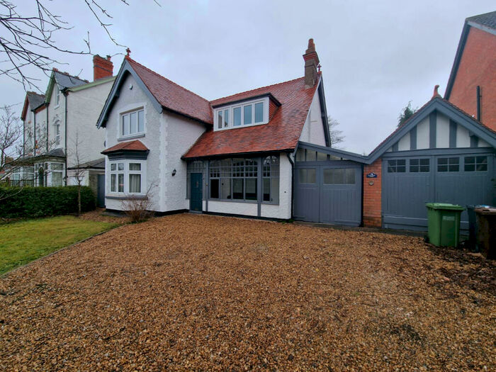 4 Bedroom Detached House To Rent In Solihull Road, Shirley, B90