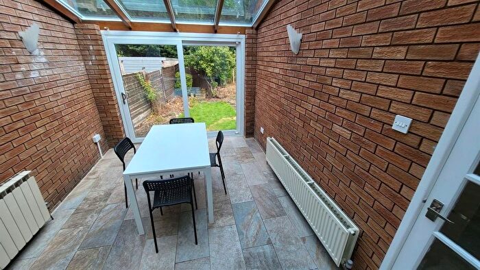 4 Bedroom Semi-detached House To Rent In Lees Hall Crescent Fallowfield, Manchester, M14