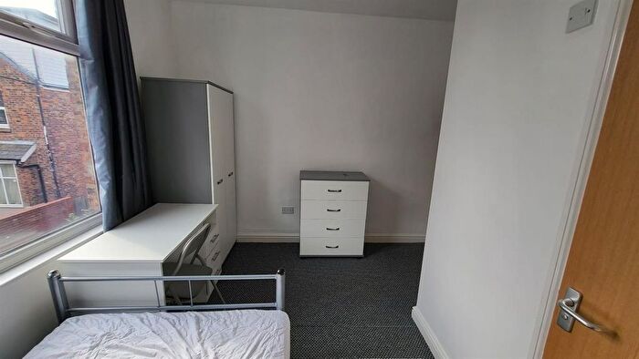 1 Bedroom Semi-Detached House To Rent In Scarsdale Road, Manchester, M14
