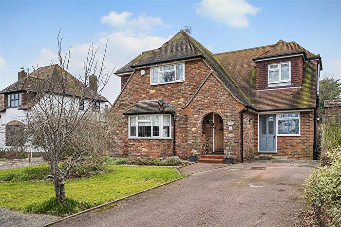 5 Bedroom Detached House For Sale In Firle Close, Seaford, BN25