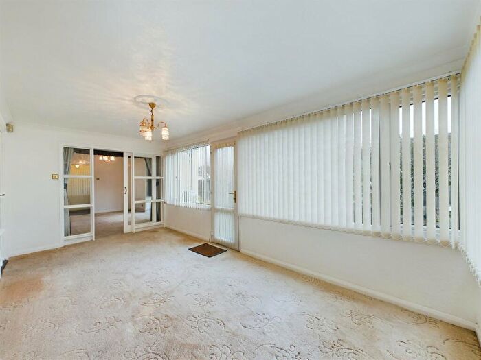 3 Bedroom Detached Bungalow For Sale In Bradstow Way, Broadstairs, CT10