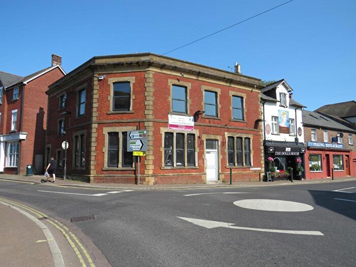 2 Bedroom Apartment To Rent In Salisbury Street, Fordingbridge, SP6
