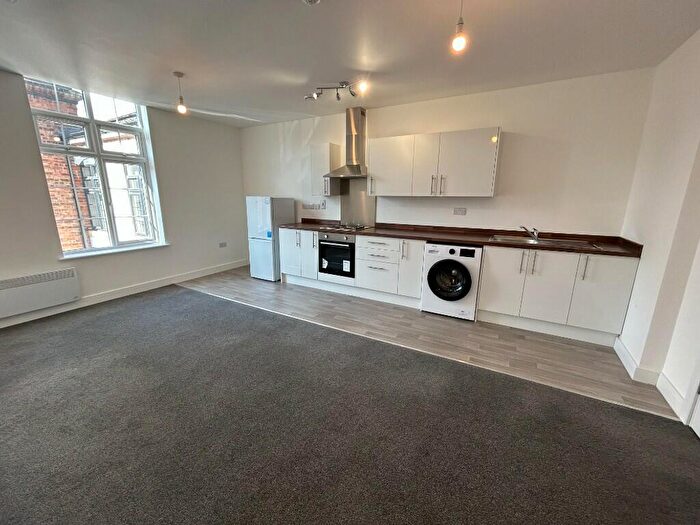 2 Bedroom Apartment To Rent In Westbridge House, Holland Street, Nottingham, NG7