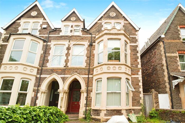 2 Bedroom Flat To Rent In Richmond Road, Cardiff, CF24