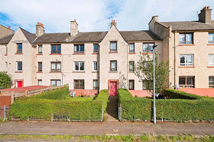 2 Bedroom Flat For Sale In / Royston Mains Road, Granton, Edinburgh, EH5